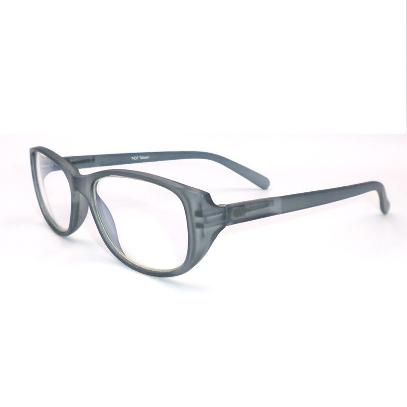 Blue light blocking glasses, unisex anti blue light glasses, blue light glasses with spring hinge, square lens, made in Taiwan.7437